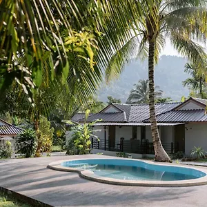 Surfer's Village , Khao Lak Thaïlande