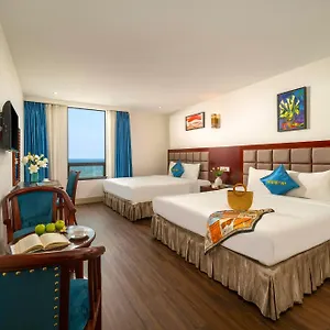 Seafront Hotel Da Nang